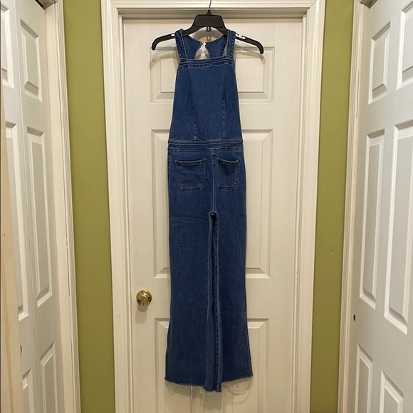 Abercrombie & Fitch - blue jean overalls with flare leg - size 00 - Picture 1 of 4